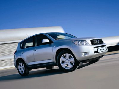 Новый RAV4: Мужественно и современно Новый RAV4: Мужественно и современно
